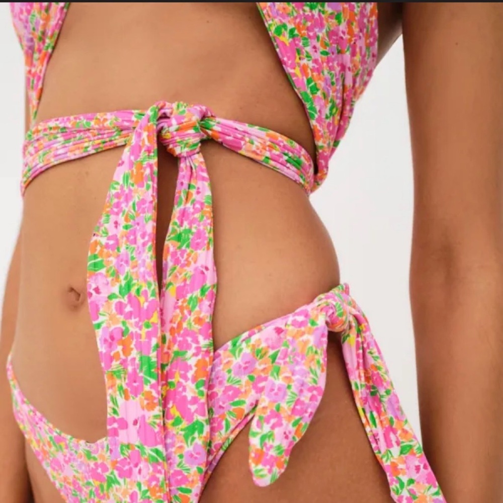 For Love and Lemons Swimsuit - Picture 2 of 6
